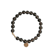 Ladda upp bild till gallerivisning, Elegant and stylish hand knotted Smoky Quartz bracelet with details in 18k gold-plated 925 sterling silver and brass.
