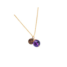 Ladda upp bild till gallerivisning, Minimalistic and intentional amethyst necklace with details in 18k gold-plated 925 Sterling silver and brass. Chain is 80 cm long. High grade amethyst gemstone.
